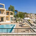 Villa City View - Heated Pool & Gym - Majestic Views - 5 Min Drive From Center